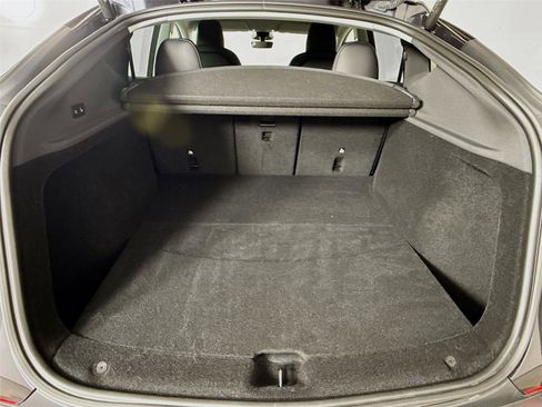 Used 2026 Tesla Model Y Long Range image 23