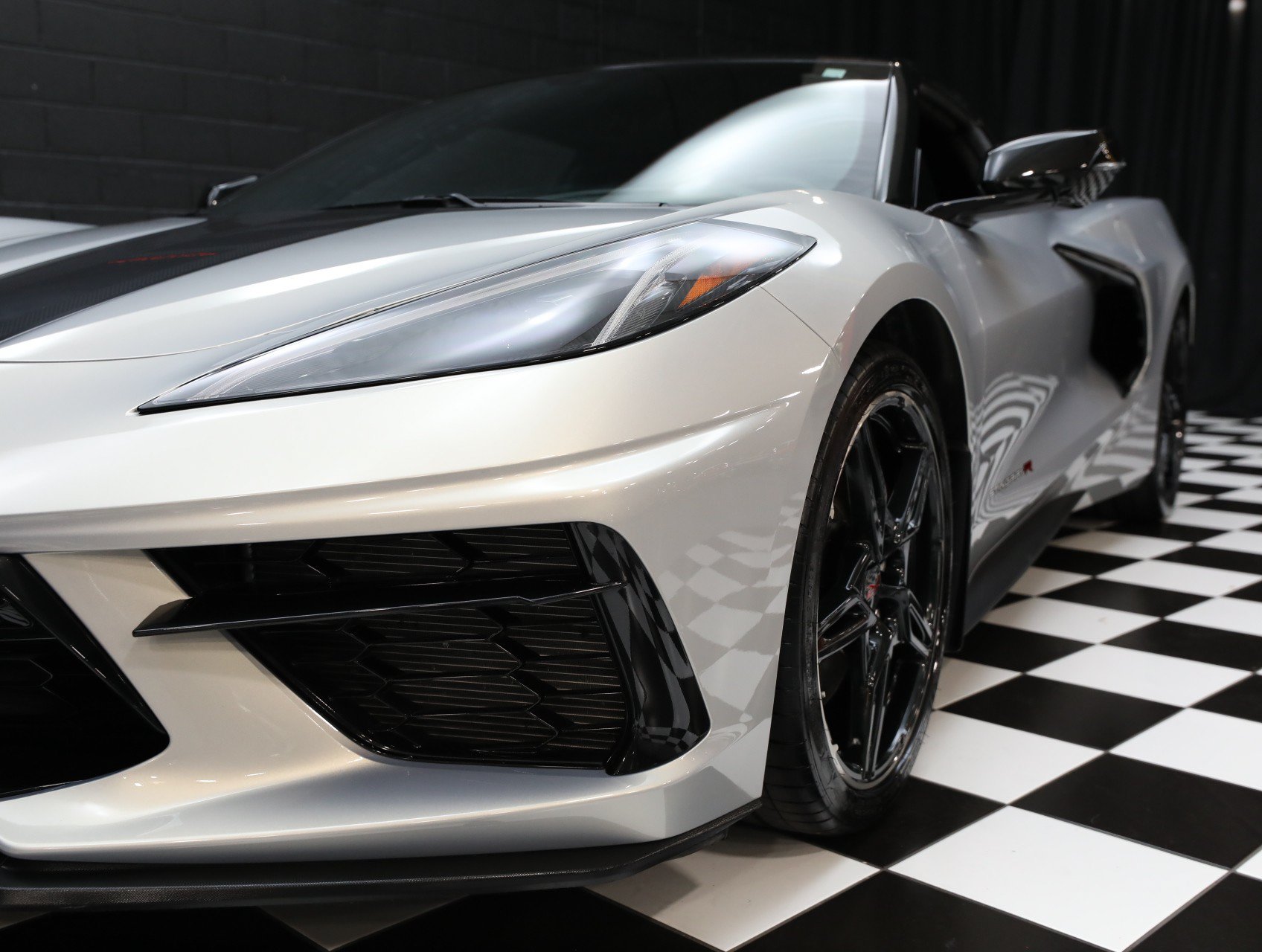 Used 2021 Chevrolet Corvette Stingray Premium Conv w/ Z51 Performance Package RWD image 11