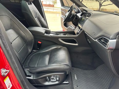Used 2020 Jaguar F-PACE S image 28