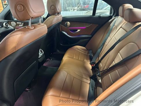 Used 2020 Mercedes-Benz C 300 4MATIC Sedan image 15