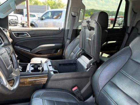 Used 2016 GMC Yukon Denali w/ Open Road Package AWD/4WD image 30