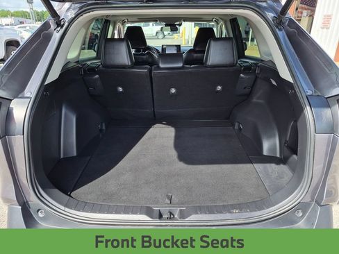 Used 2021 Toyota RAV4 XLE Premium FWD image 30