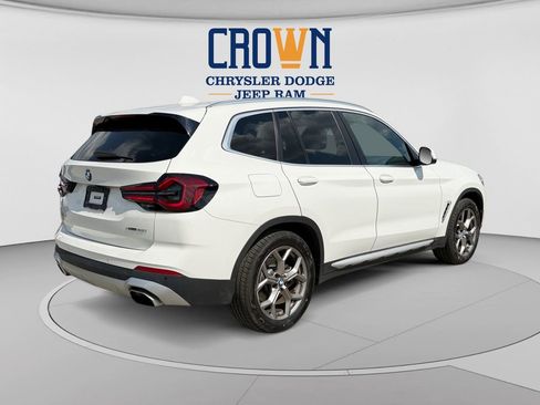 Used 2022 BMW X3 xDrive30i AWD/4WD image 3