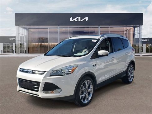 Used 2014 Ford Escape Titanium w/ Equipment Group 401A image 3