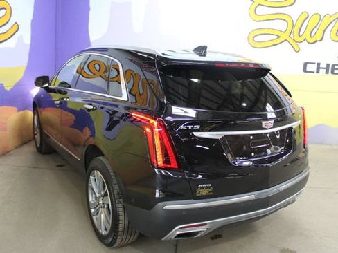 Used 2025 Cadillac XT5 Premium Luxury w/ Technology Package AWD/4WD image 6