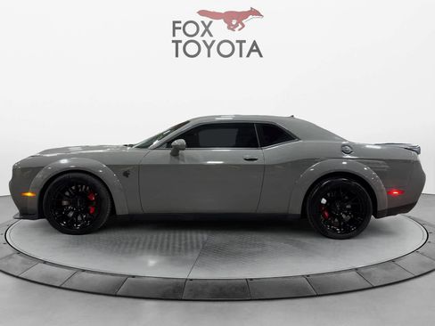 Used 2023 Dodge Challenger SRT Hellcat image 2