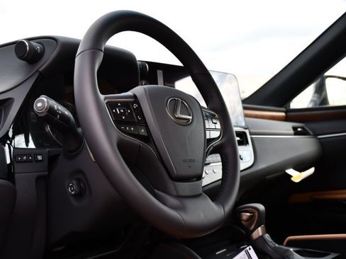 New 2025 Lexus ES 350 w/ Premium Package image 11