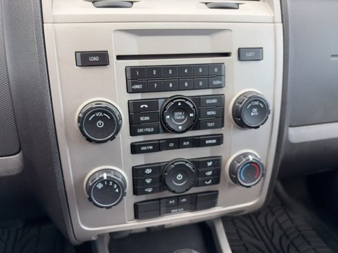 Used 2009 Ford Escape XLT AWD/4WD image 26