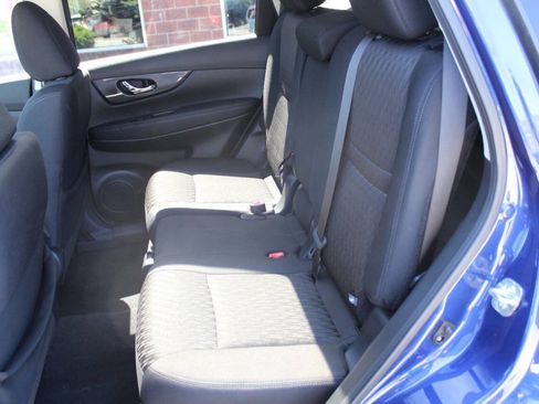 Used 2020 Nissan Rogue SV w/ Sun & Sound Touring Package AWD/4WD image 24