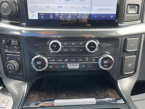Used 2021 Ford F150 Lariat w/ Equipment Group 502A High AWD/4WD image 25