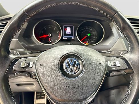 Used 2020 Volkswagen Tiguan SE R-Line w/ 3rd Row Seat Package image 13
