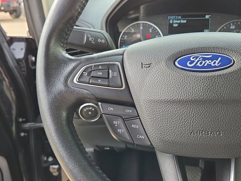 Used 2021 Ford EcoSport Titanium image 18