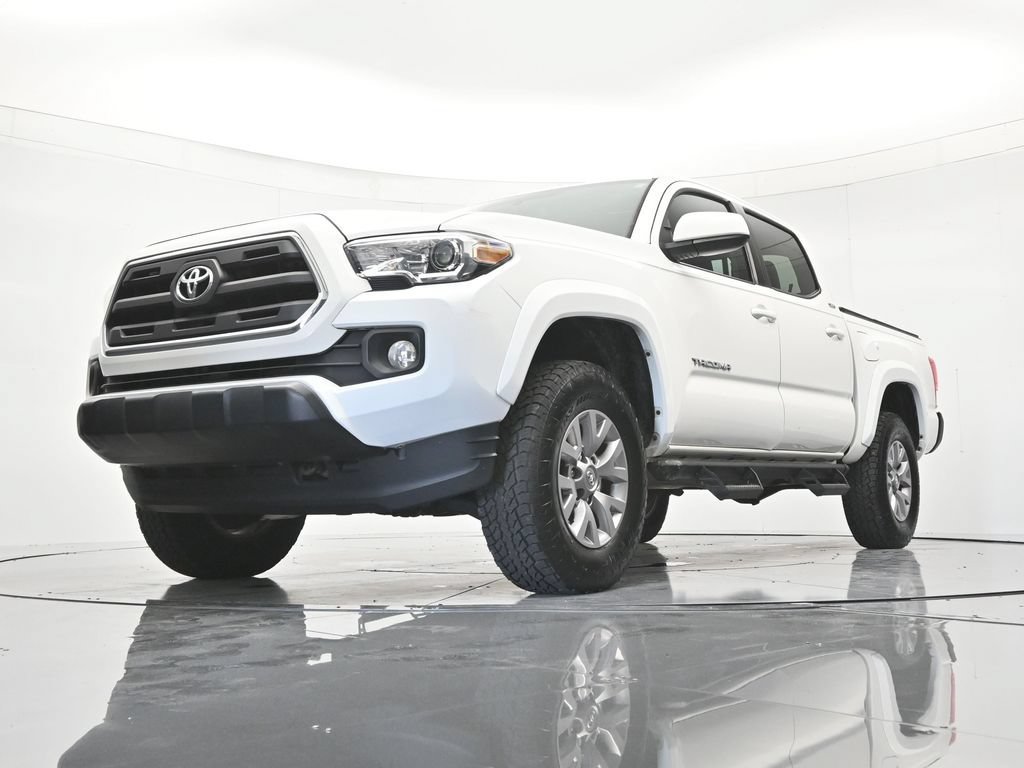 Used 2017 Toyota Tacoma SR5 w/ Tow Package AWD/4WD image 36