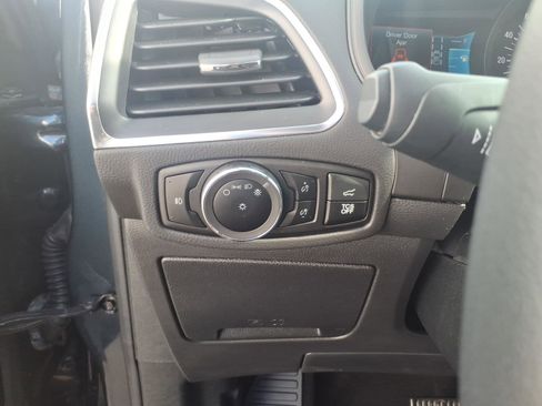 Certified 2024 Ford Edge Titanium image 13