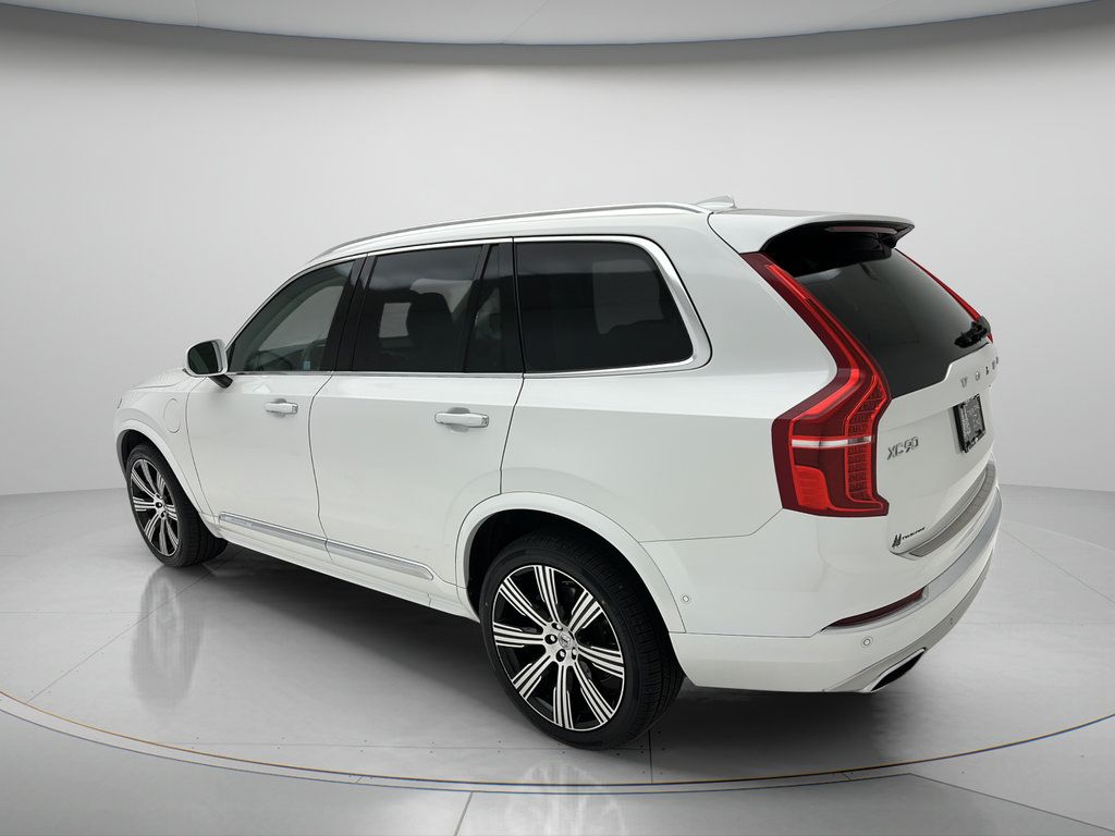 Used 2021 Volvo XC90 T8 Inscription w/ Advanced Package AWD/4WD image 4