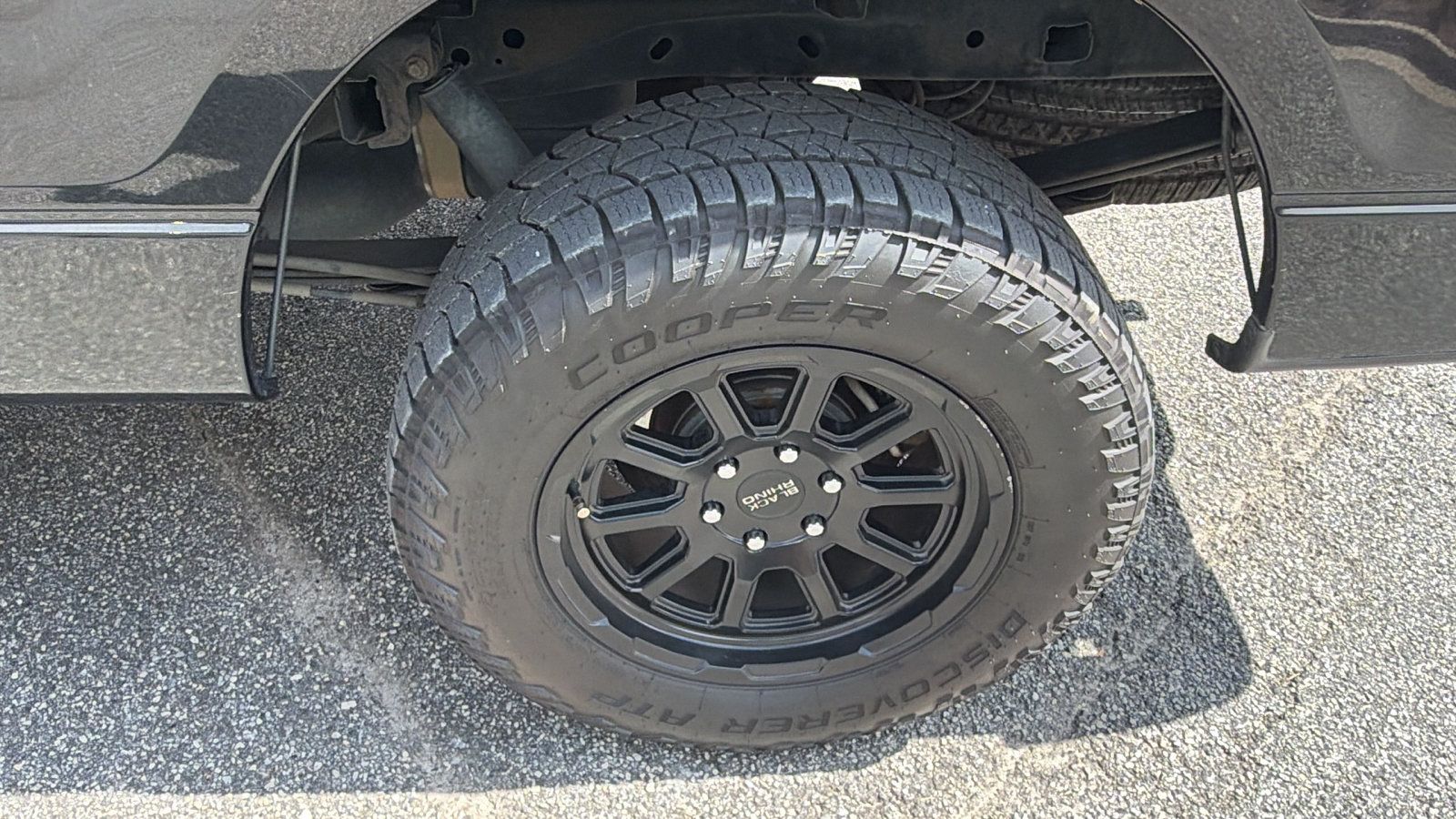 Used 2014 Ford F150 STX w/ Equipment Group 201A Mid AWD/4WD image 12