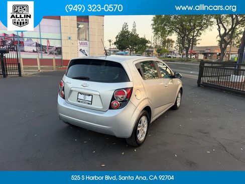 Used 2013 Chevrolet Sonic LT FWD image 4