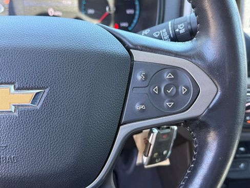 Used 2021 Chevrolet Colorado Z71 AWD/4WD image 19