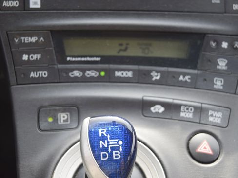 Used 2010 Toyota Prius Five image 13