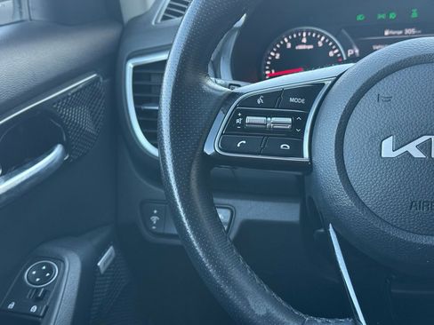 Used 2022 Kia Seltos SX image 10