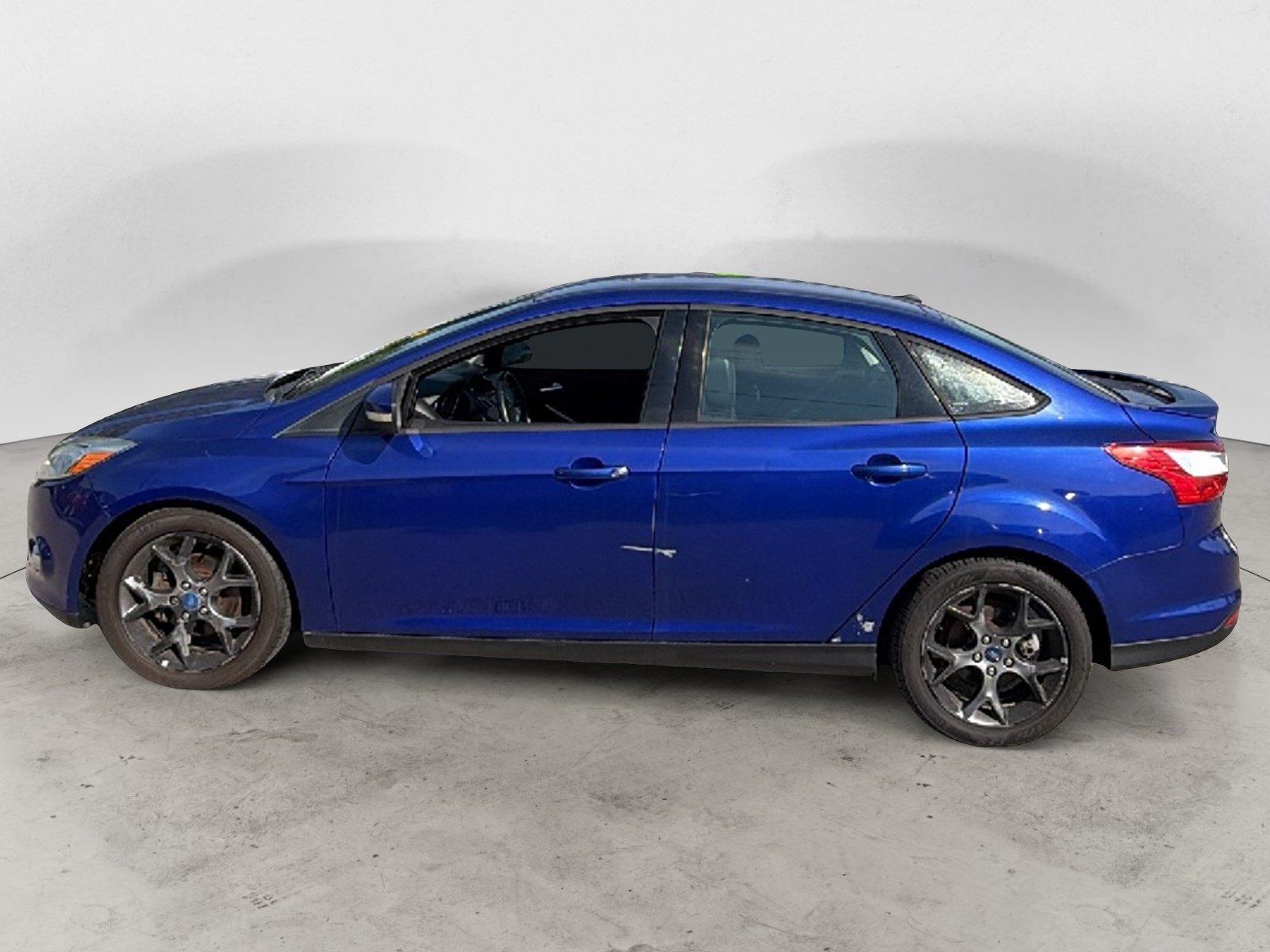 Used 2013 Ford Focus SE FWD image 3