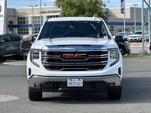 Used 2024 GMC Sierra 1500 SLT RWD image 9