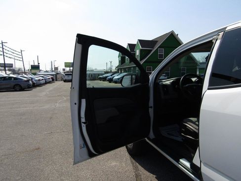 Used 2019 Chevrolet Colorado W/T w/ WT Convenience Package image 13