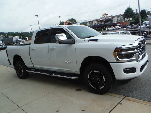 Used 2026 RAM 2500 Laramie AWD/4WD image 11