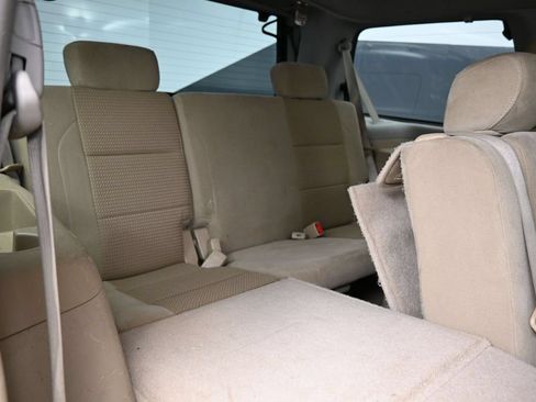 Used 2014 Nissan Armada SV AWD/4WD image 22