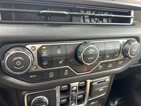 New 2026 Jeep Wrangler Unlimited Sport AWD/4WD image 29