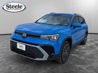 New 2025 Volkswagen Taos SE