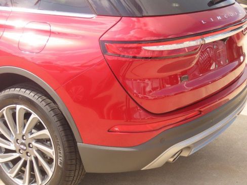 Used 2024 Lincoln Corsair Reserve FWD image 14