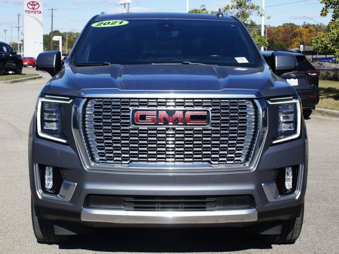 Used 2021 GMC Yukon Denali w/ Denali Premium Package image 27