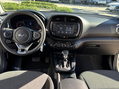 Used 2020 Kia Soul S image 37