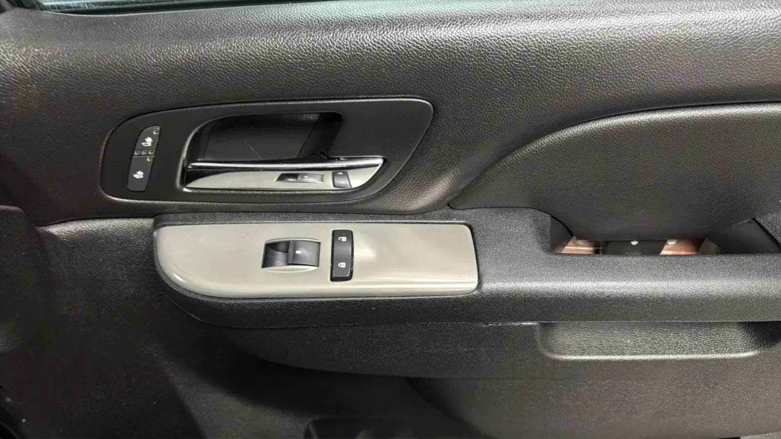 Used 2012 Chevrolet Silverado 1500 LTZ w/ LTZ Plus Package RWD image 17