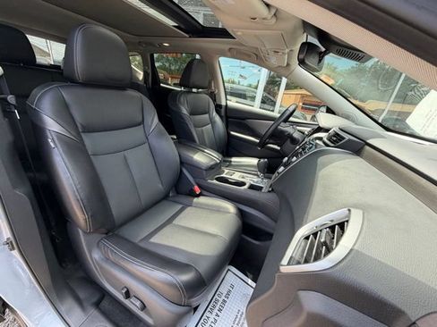 Used 2022 Nissan Murano SL AWD/4WD image 12