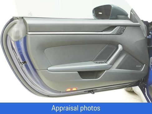 Certified 2025 Porsche 911 Carrera T RWD image 26