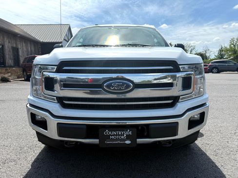 Used 2018 Ford F150 XLT w/ Trailer Tow Package image 9