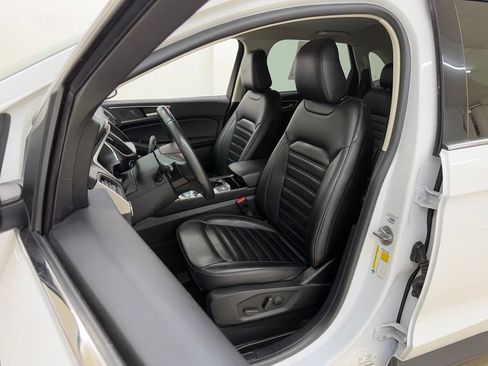 Used 2020 Ford Edge SEL w/ Cold Weather Package AWD/4WD image 19