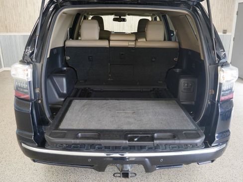 Used 2017 Toyota 4Runner Limited AWD/4WD image 41