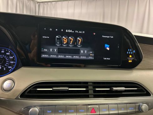 Used 2022 Hyundai Palisade SEL w/ Premium Package FWD image 15
