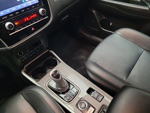Used 2020 Mitsubishi Outlander GT image 26