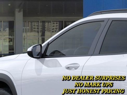 New 2026 Chevrolet Trax LT image 12