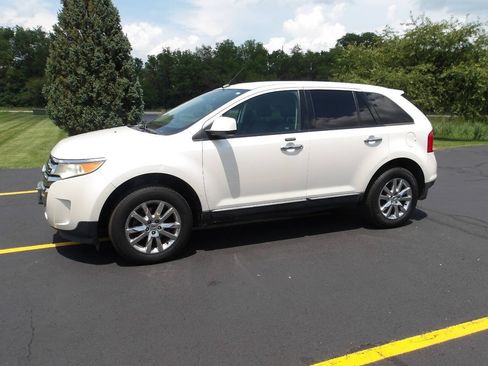 Used 2011 Ford Edge SEL w/ 201A Rapid Spec Order Code FWD image 9