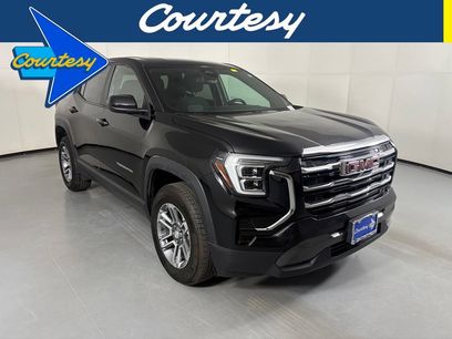 Used 2025 GMC Terrain Elevation