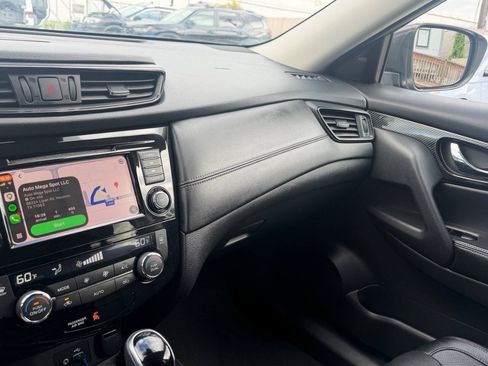 Used 2019 Nissan Rogue SL w/ Premium Package AWD/4WD image 29