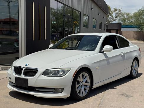 Used 2012 BMW 328i Coupe RWD image 2
