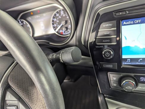 Used 2016 Nissan Maxima SR image 24