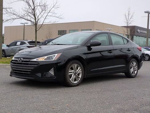 Used 2020 Hyundai Elantra Value Edition w/ Cargo Package (C1) image 2