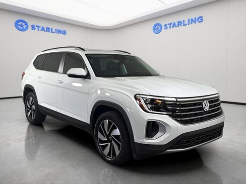 Used 2024 Volkswagen Atlas SE FWD image 13